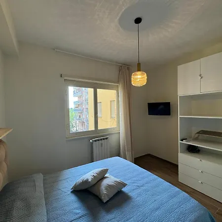 Quiet Apartment *